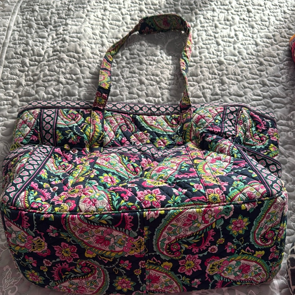 Vera Bradley large blue tote with zipper and top handles